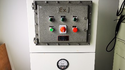 執(zhí)信環(huán)保,鋁粉防爆集塵器,防爆濾筒除塵設(shè)備,生產(chǎn)制造廠(chǎng)家！