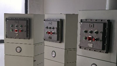 車間防爆除塵器，執(zhí)信環(huán)保助力企業(yè)安全凈化粉塵。